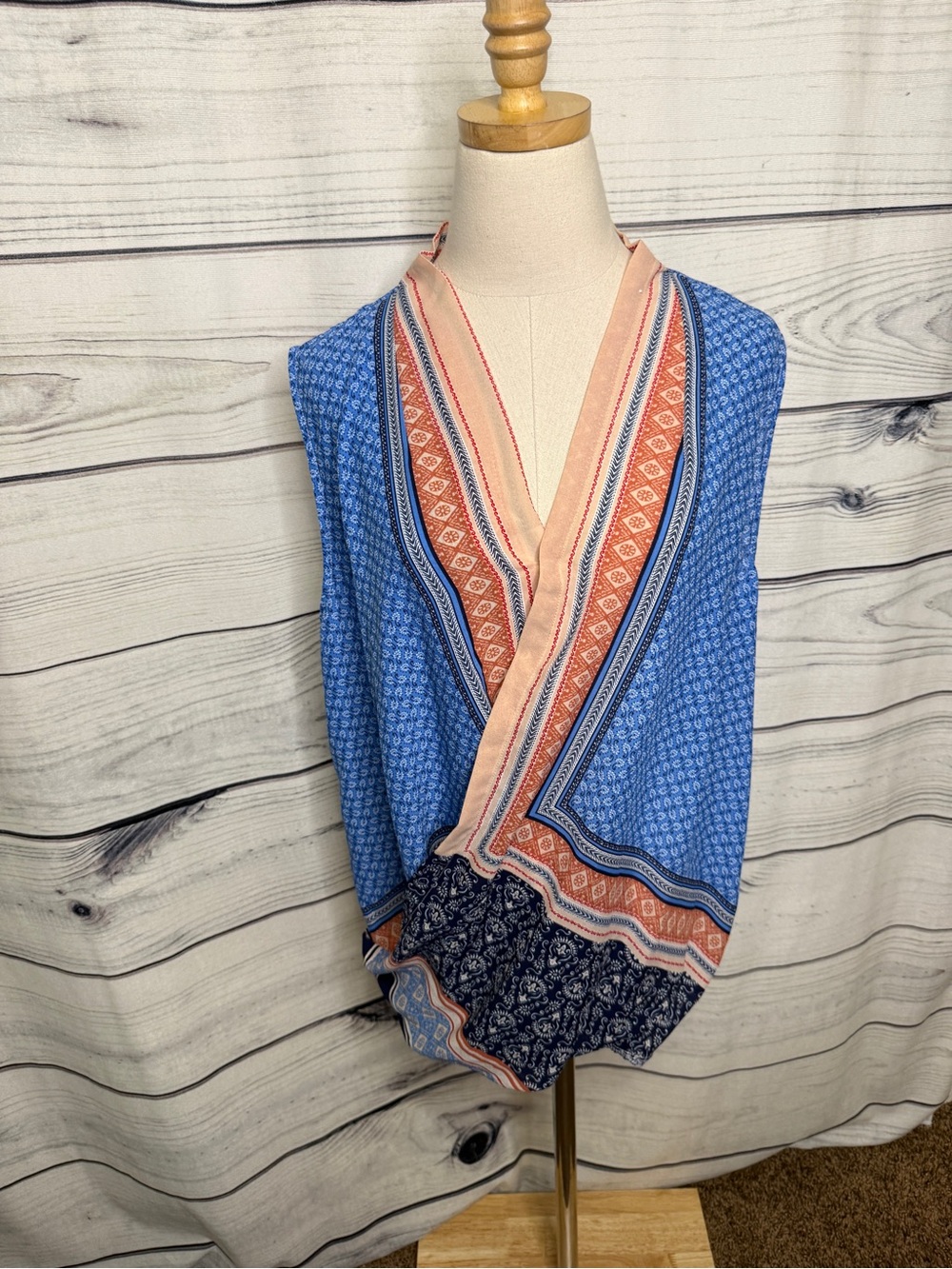 Liz Claiborne Blue Print Wrap-Style Camisole with Coral Trim